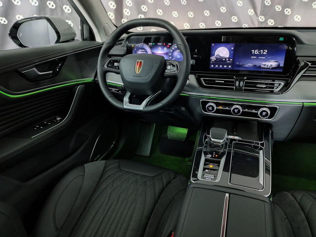 Hongqi HS5 Комфорт (Comfort) Hongqi HS5 Комфорт (Comfort)