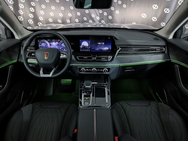 Hongqi HS5 Комфорт (Comfort) Hongqi HS5 Комфорт (Comfort)