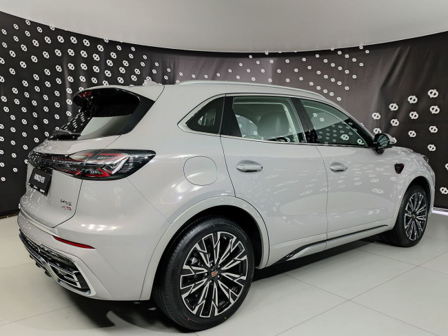 Hongqi HS5 Комфорт (Comfort) Hongqi HS5 Комфорт (Comfort)