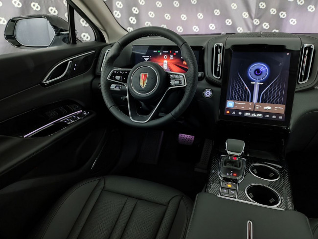 Hongqi HS3 Делюкс (Deluxe)