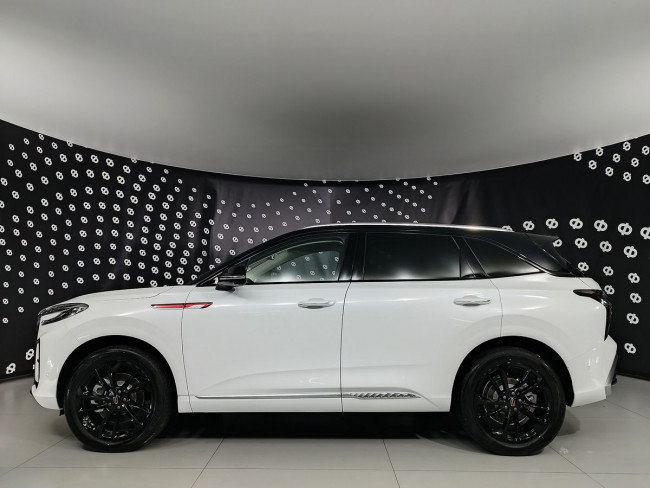 Hongqi HS3 Делюкс (Deluxe)