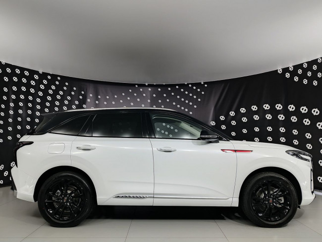 Hongqi HS3 Делюкс (Deluxe)
