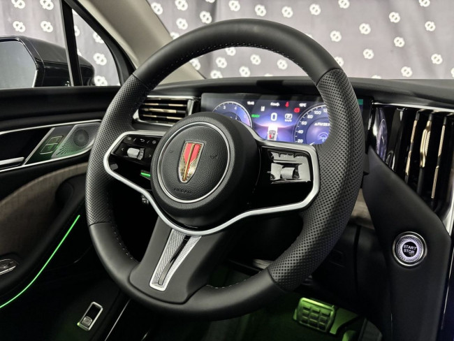 Hongqi HS7 Делюкс (Deluxe) Hongqi HS7 Делюкс (Deluxe)