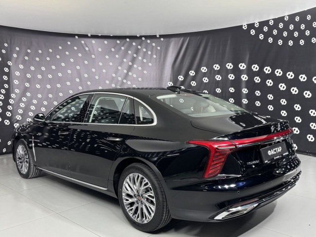 Hongqi H5 Делюкс Плюс (Deluxe+)