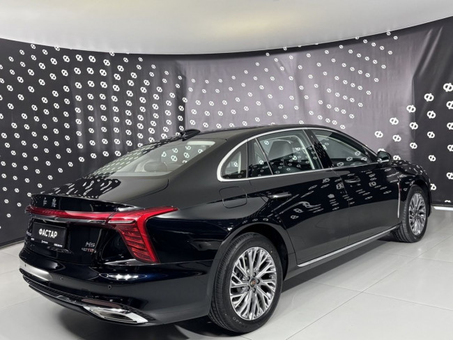 Hongqi H5 Делюкс Плюс (Deluxe+)