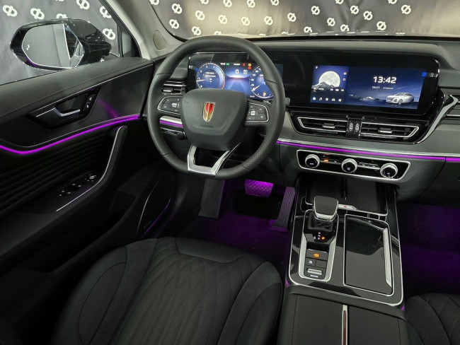 Hongqi HS5 Комфорт (Comfort) Hongqi HS5 Комфорт (Comfort)
